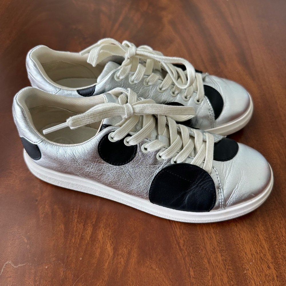 Tory Burch Howell Court Polka Dot sneakers in silver and black size 6
